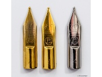 Nibs of lthe Pelikano junior<br />gold plated and stainless steel