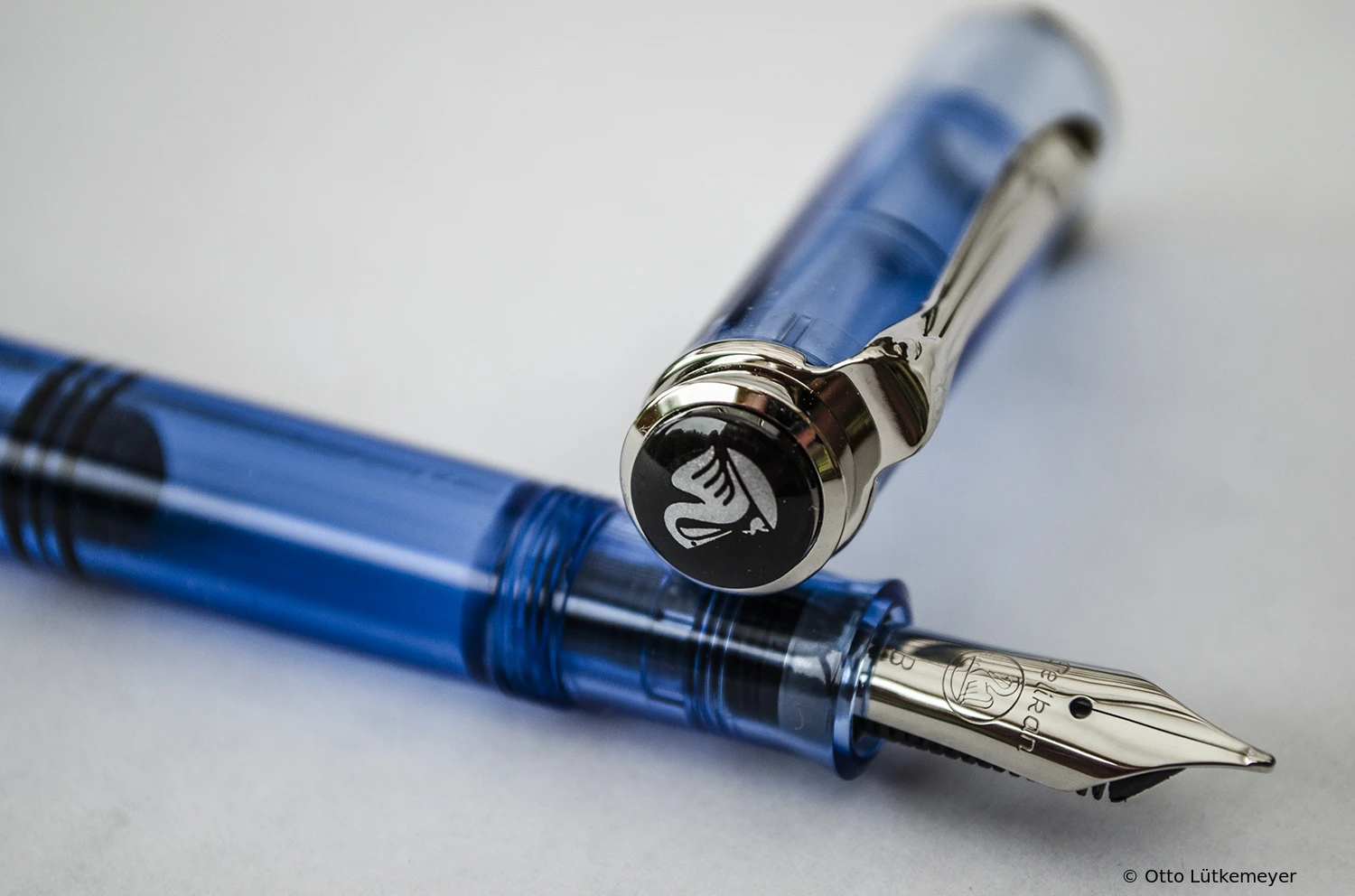 Pelikan M205 Light-blue transparent
