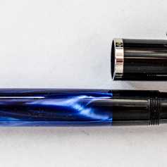 Pelikan M205 Blau-Marmoriert
