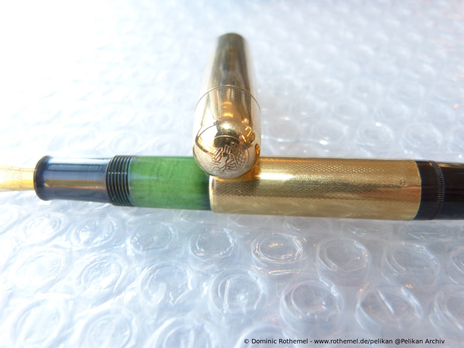 Pelikan 101N Gold 
