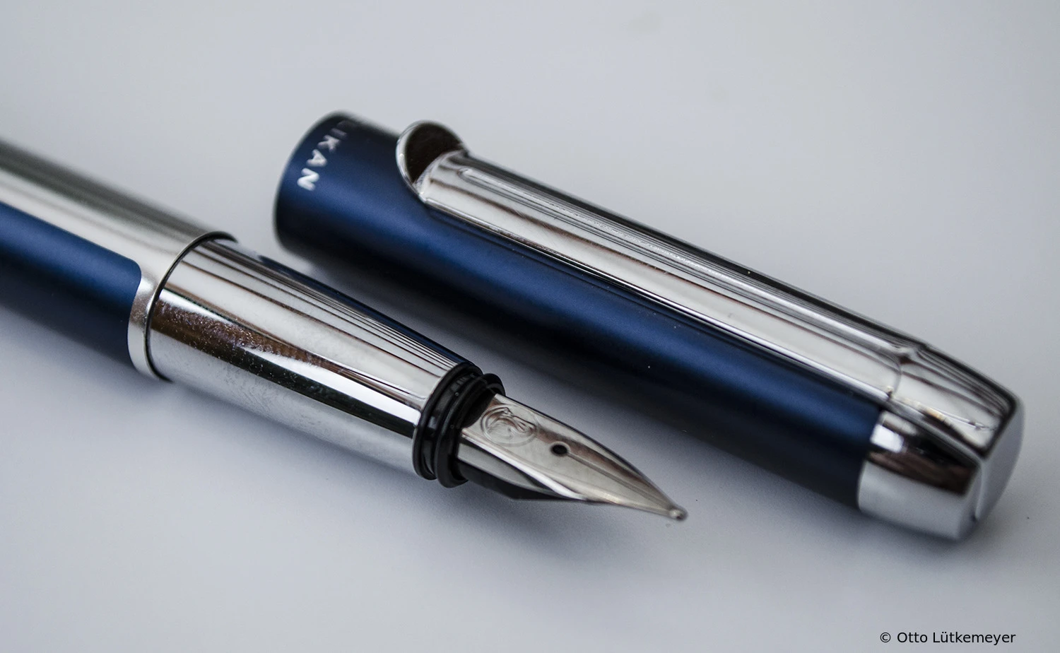 Pelikan Pura (P40)