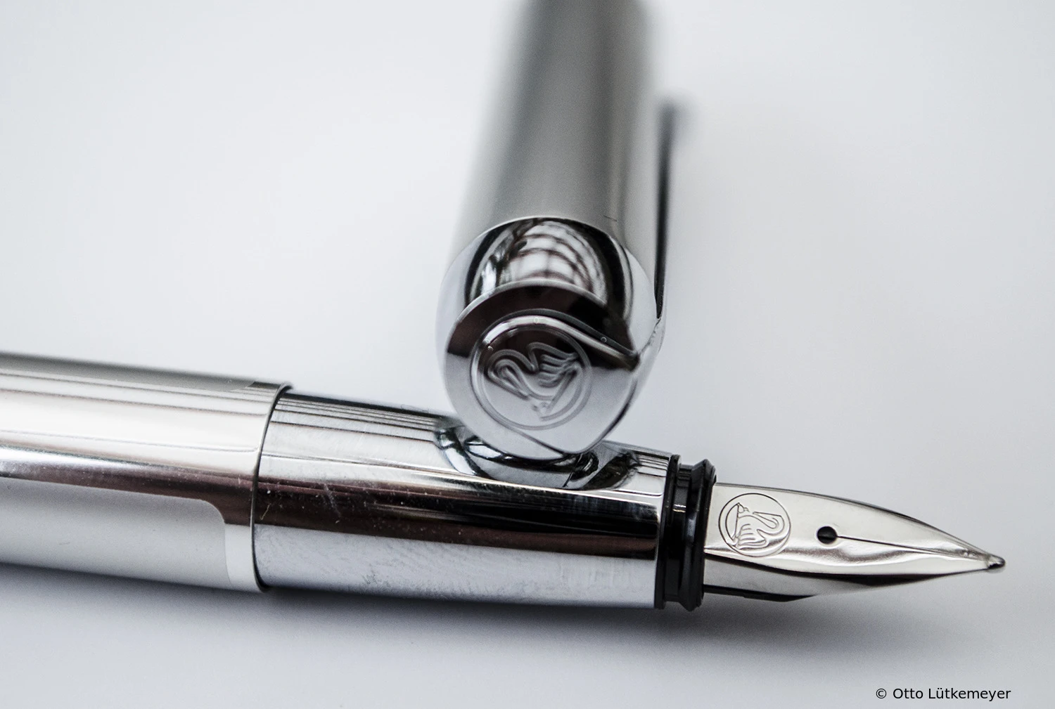 Pelikan Pura P40 ブラック シルバー 万年筆 細字 インク 青 Pelikan Pura (P40)
