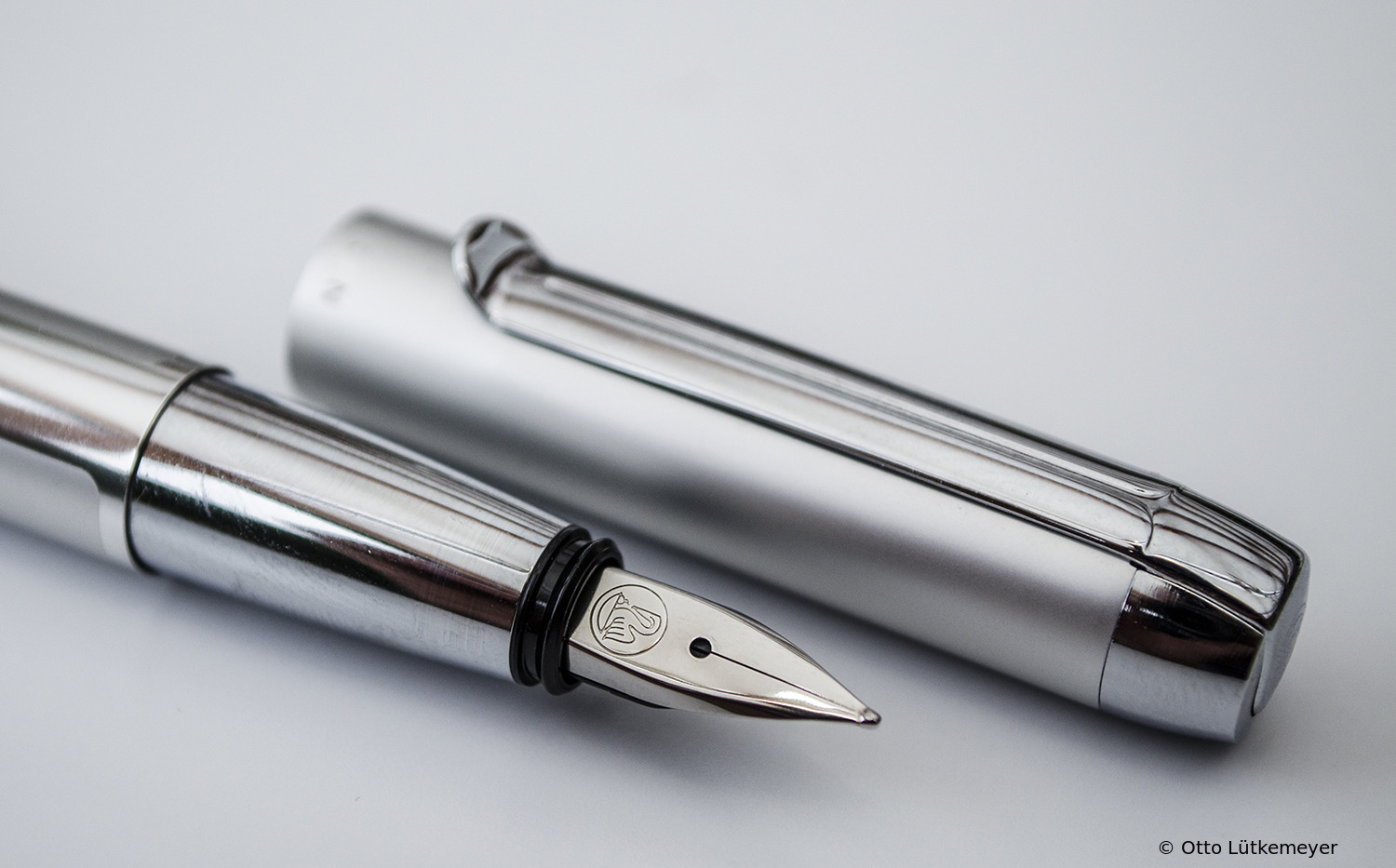 Pelikan Pura (P40)