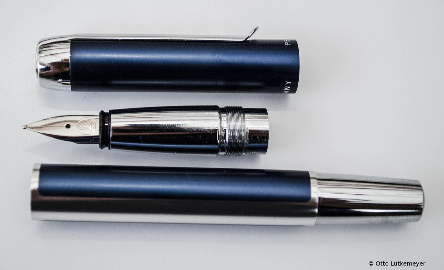 Pelikan Pura (P40)