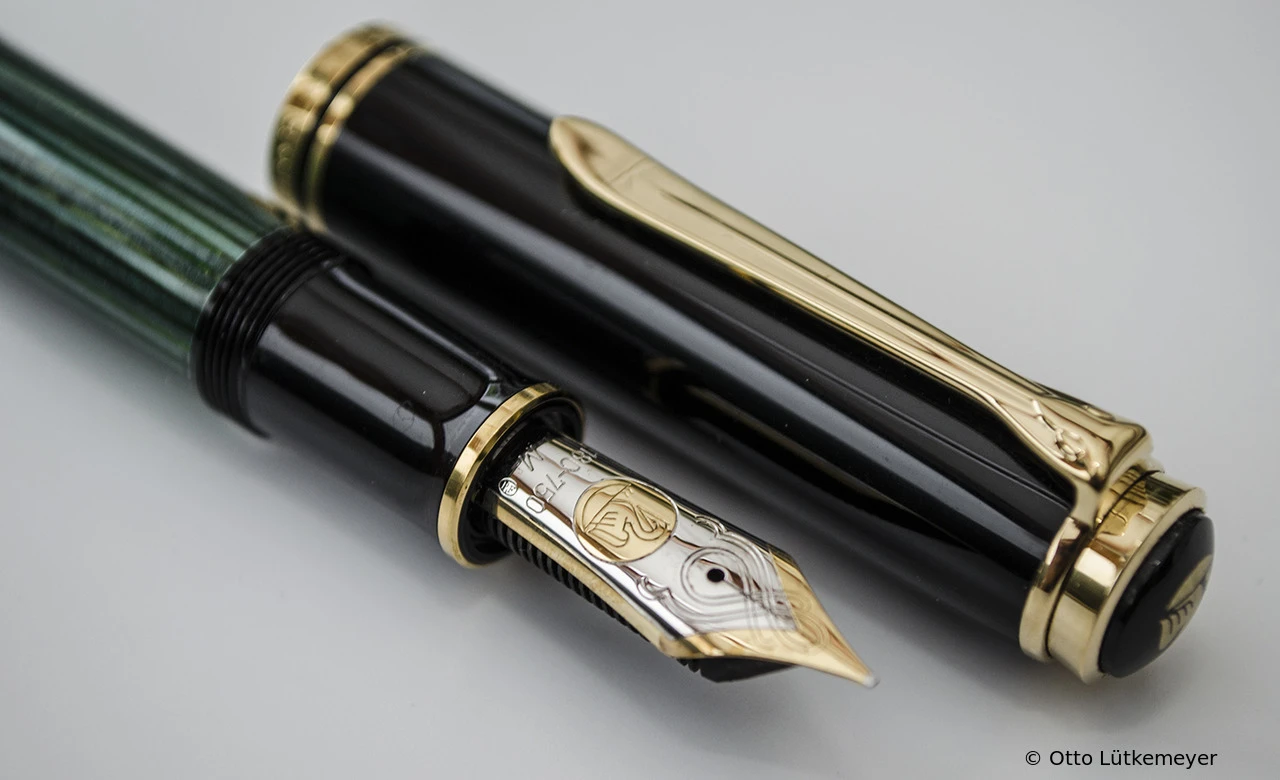 Pelikan M1000 Green-striped
