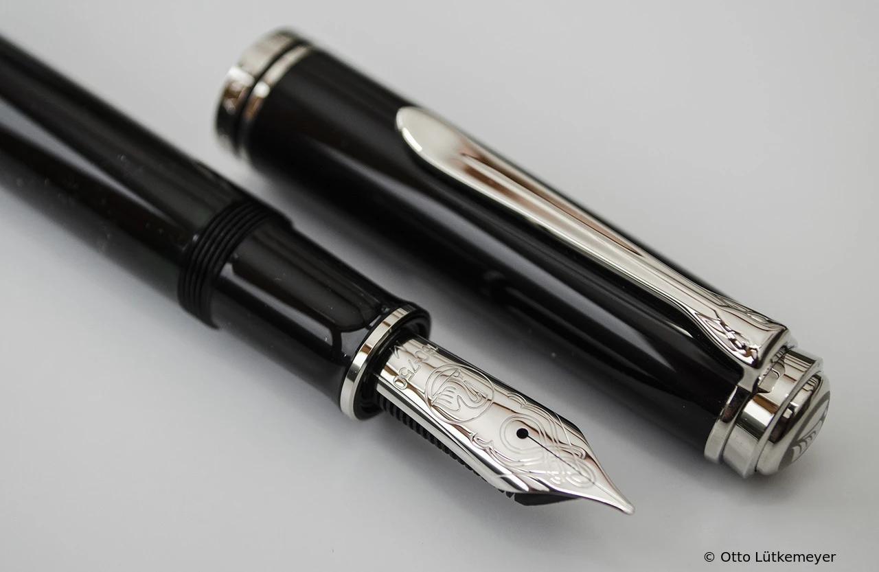 Pelikan M1005 Black
