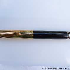 Pelikan M1050 Black/Vermeil

