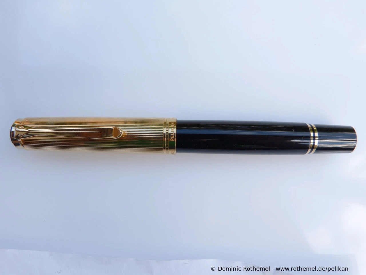 Pelikan M1050 Black/Vermeil
