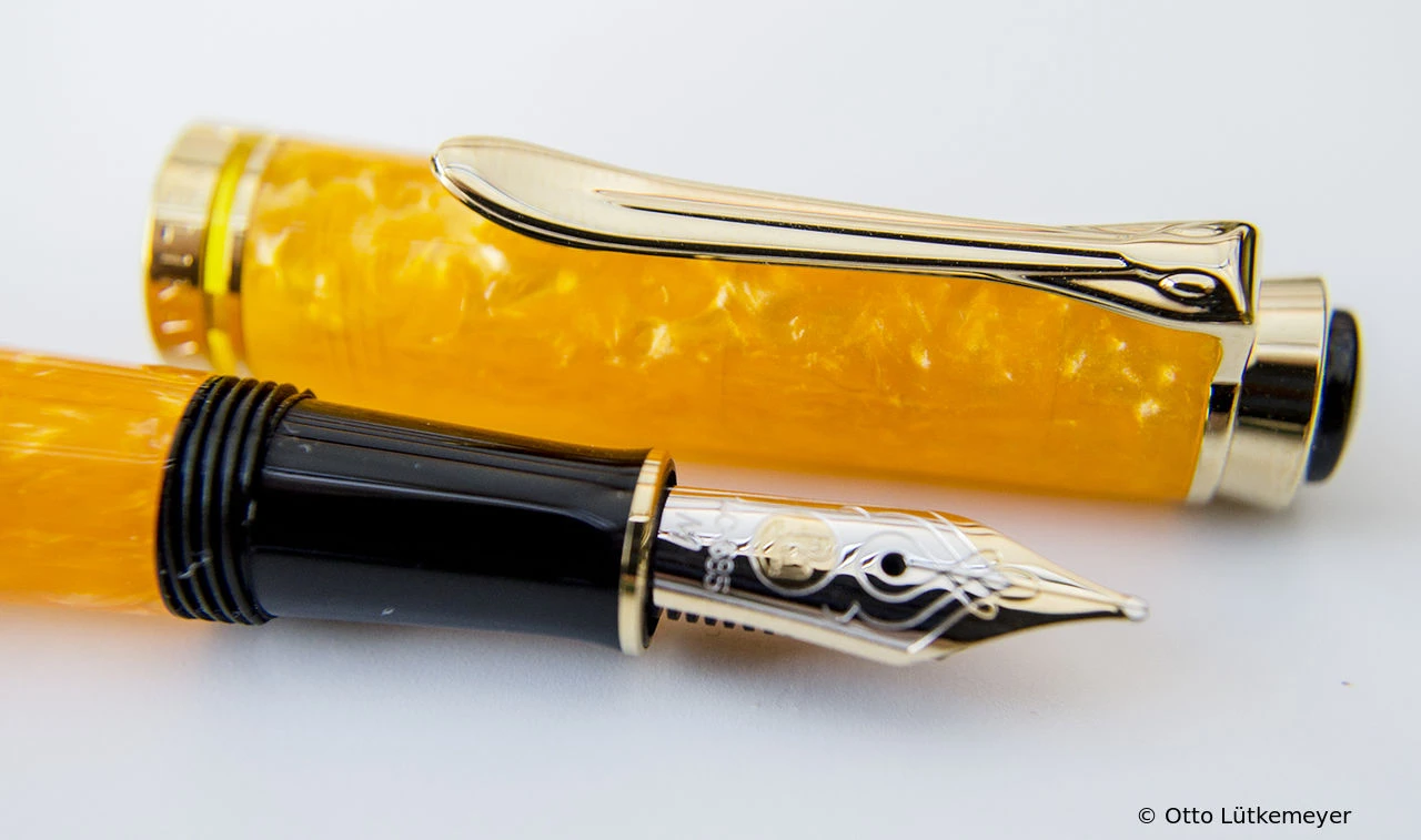 Pelikan M320 Orange
