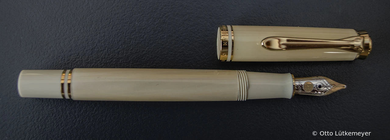 Pelikan M320 Pearl
