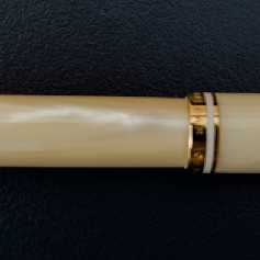 Pelikan M320 Pearl
