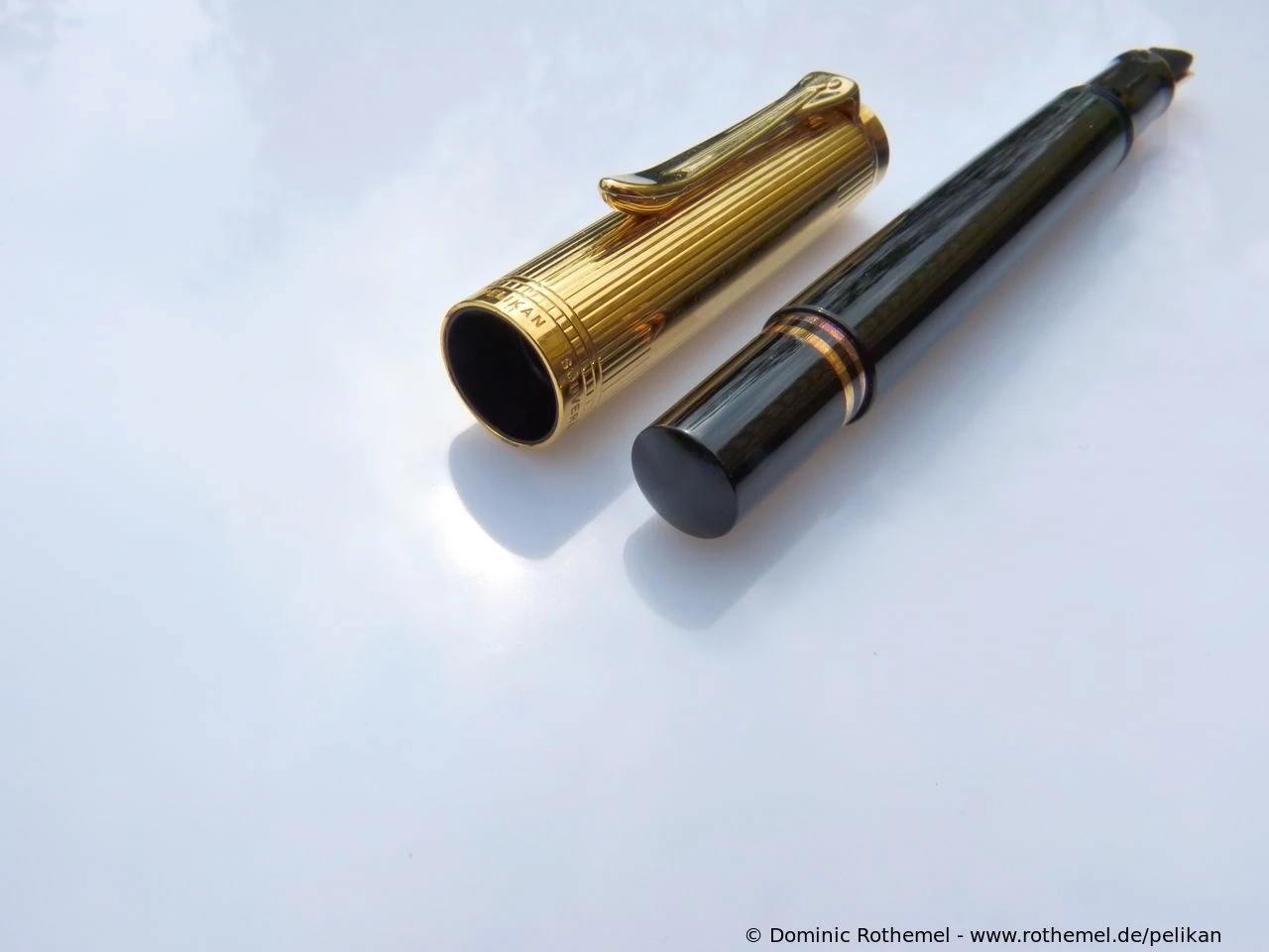 Pelikan M350 Black/Vermeil
