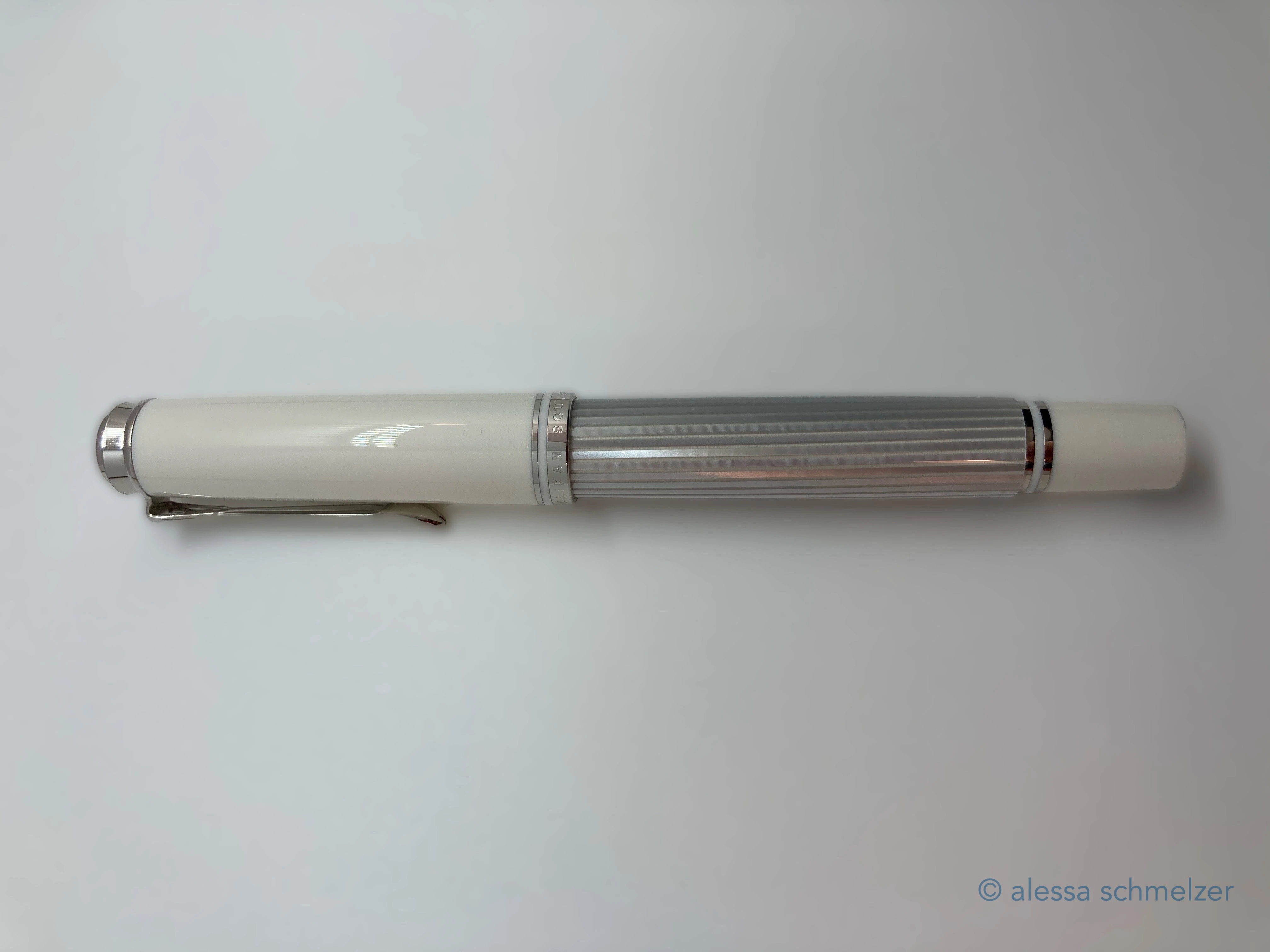 Pelikan M405 Silver-White

