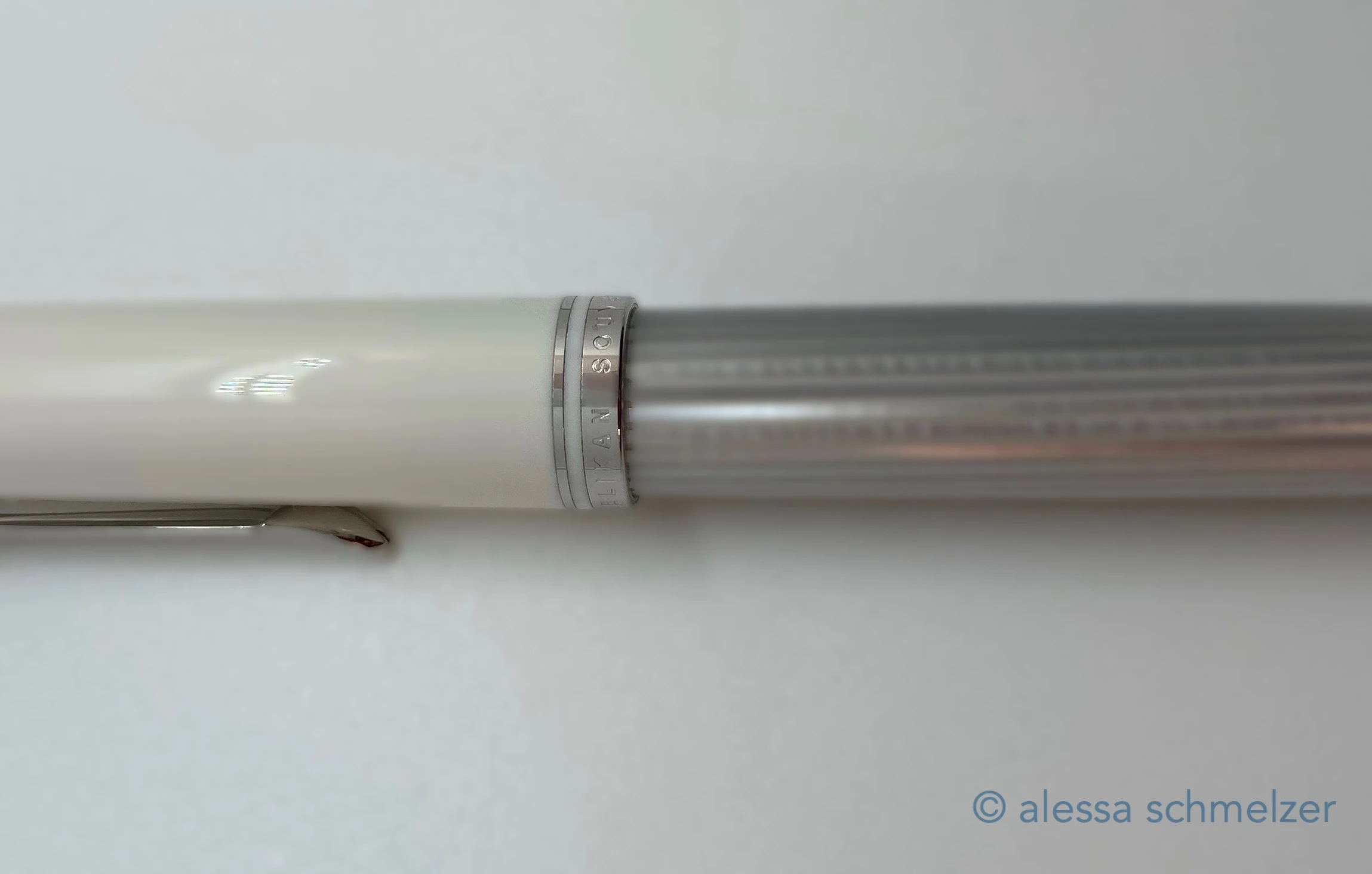 Pelikan M405 Silver-White

