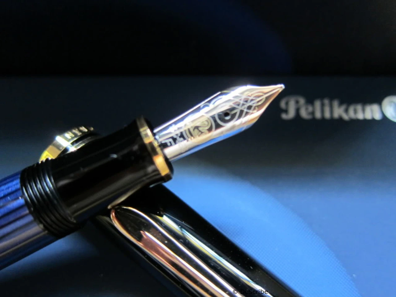 Pelikan M600 Blue-striped
