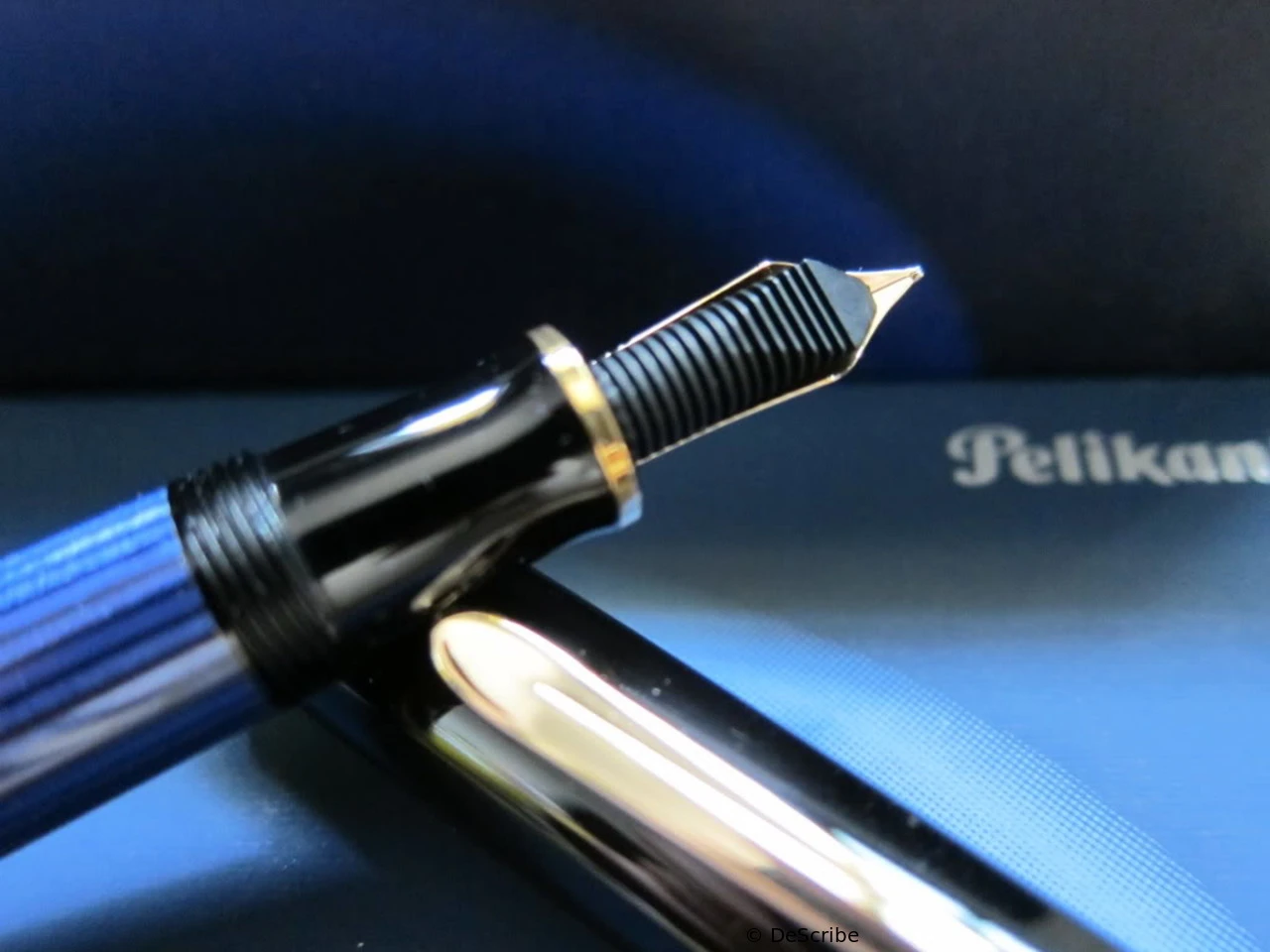 Pelikan M600 Blue-striped

