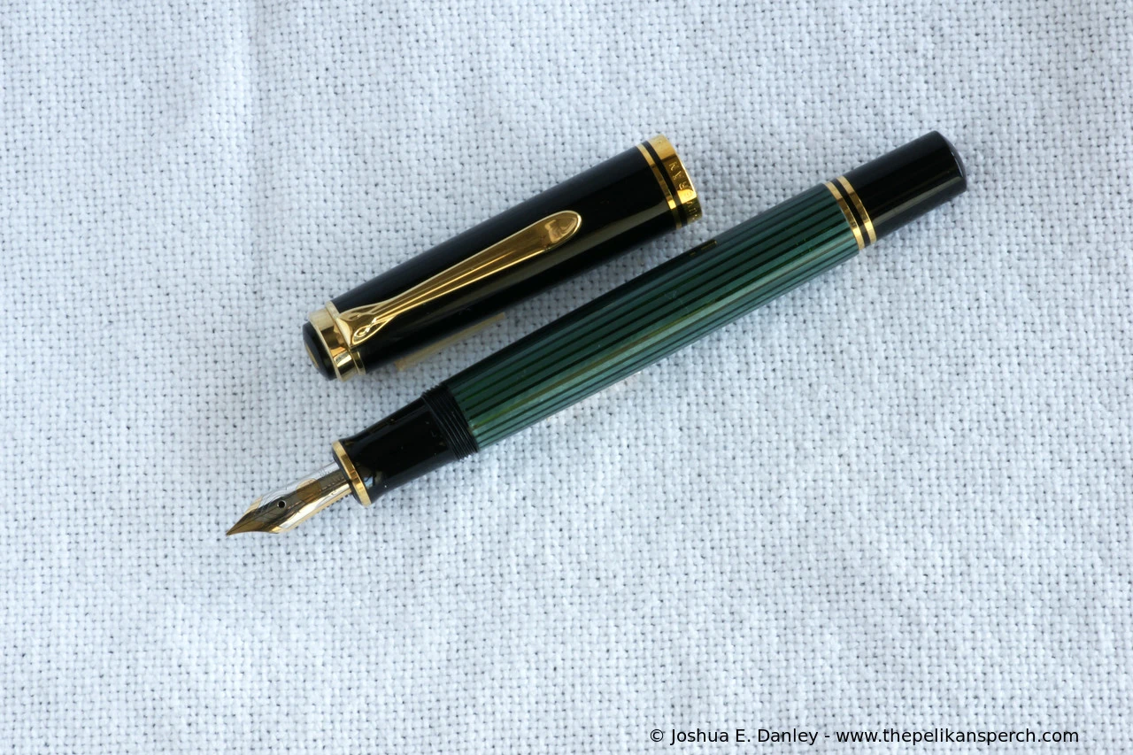 Pelikan M600 Green-striped
