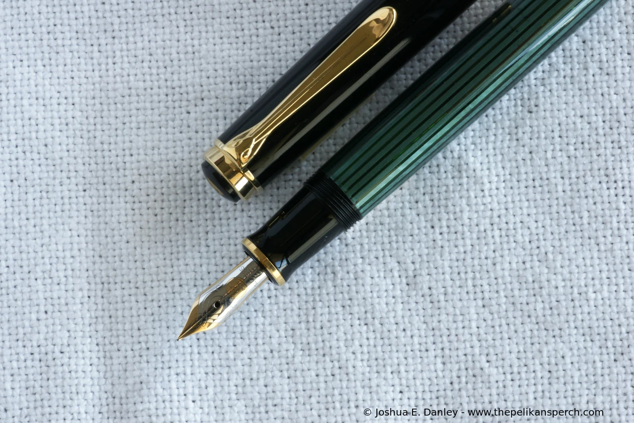 Pelikan M600 Green-striped
