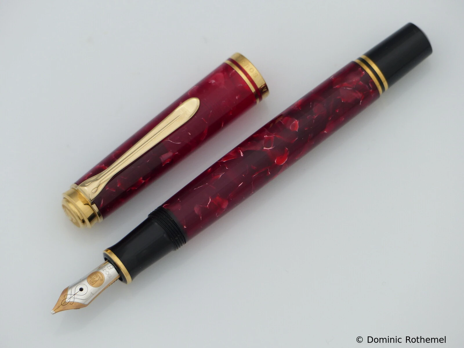 Pelikan M600 Ruby Red
