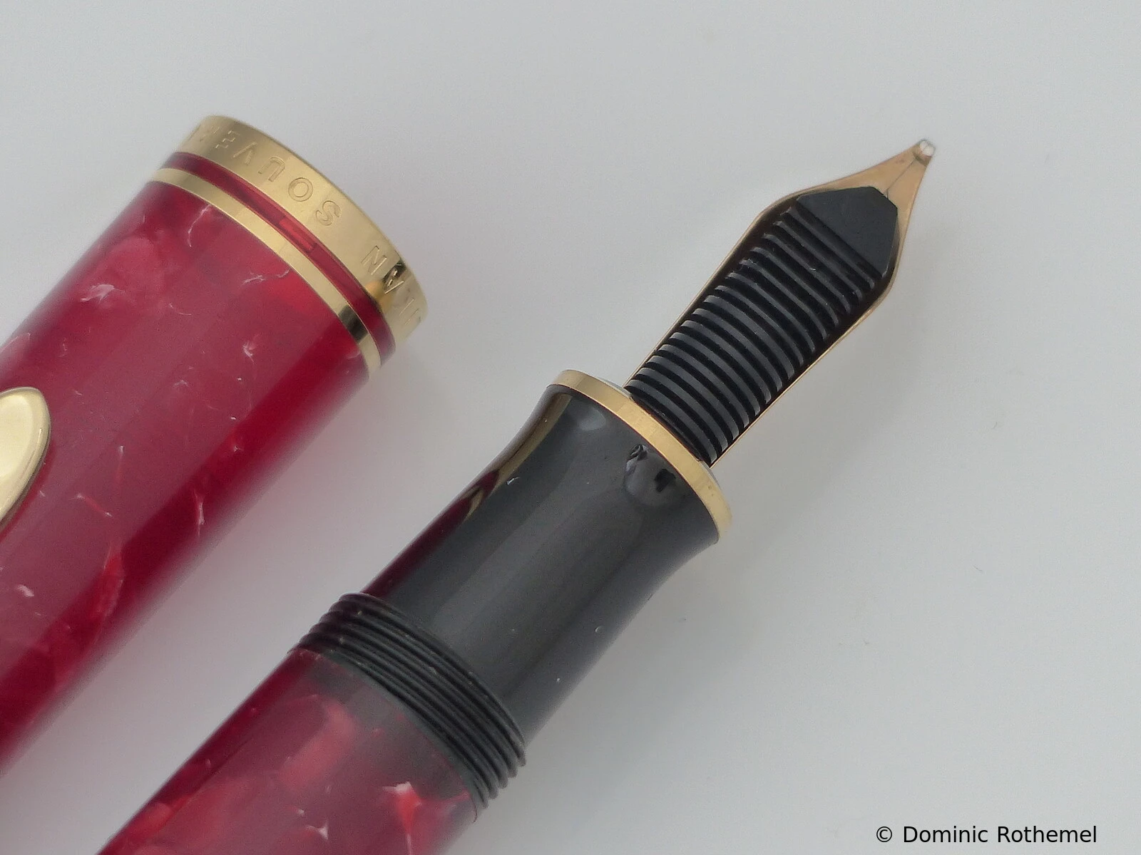 Pelikan M600 Ruby Red
