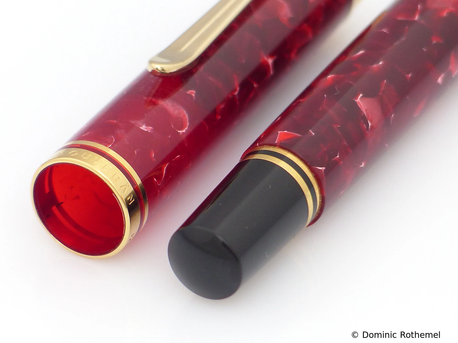 Pelikan M600 Ruby Red
