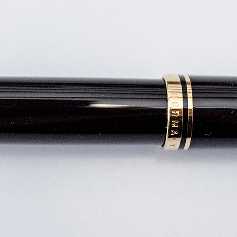 Pelikan M600 Black
