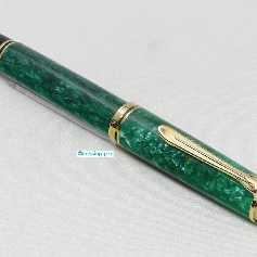 Pelikan M600 Vibrant Green
