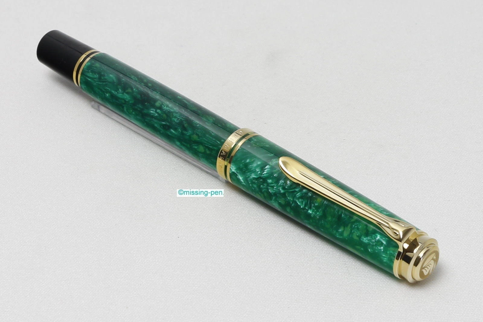 Pelikan M600 Vibrant Green
