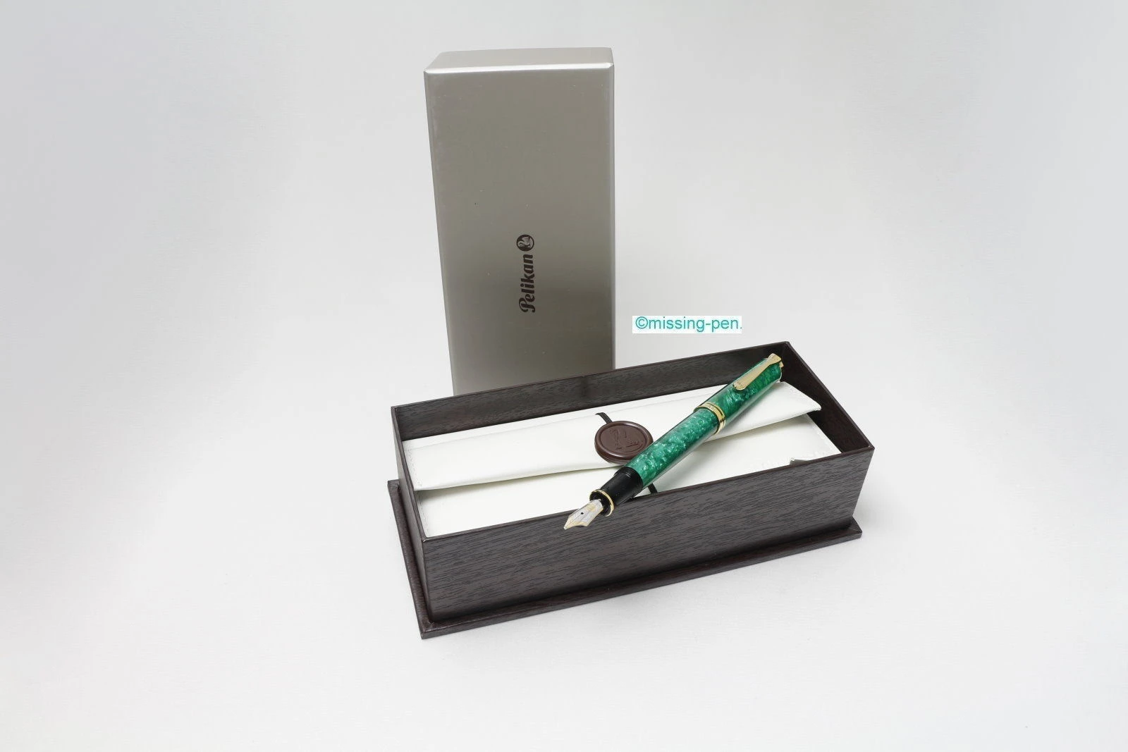 Pelikan M600 Vibrant Green
