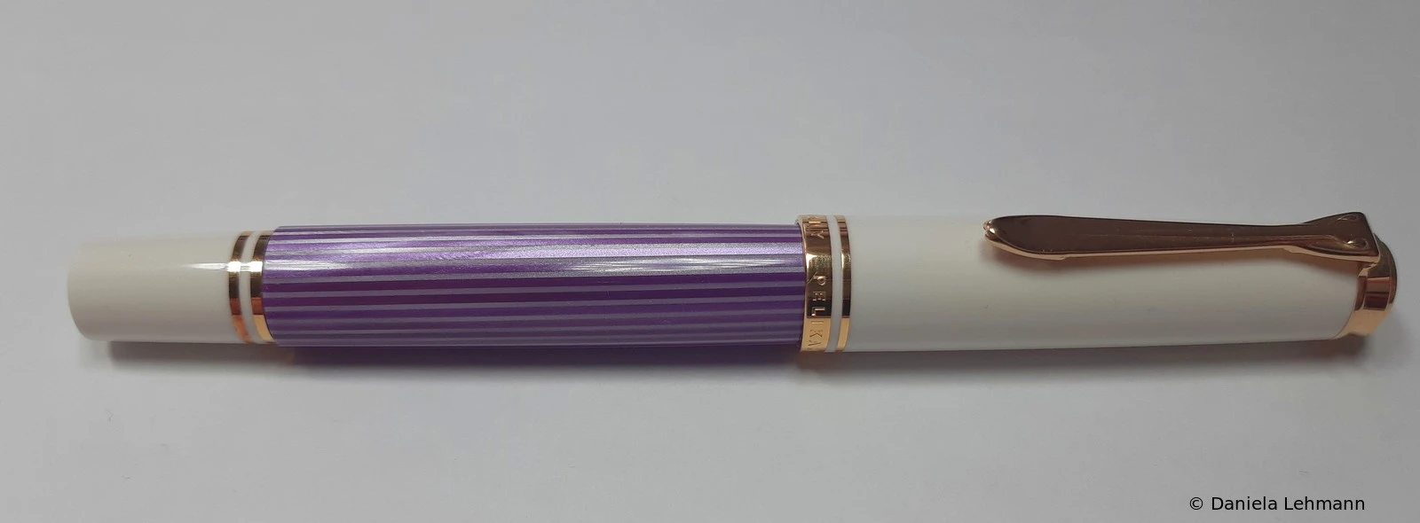 Pelikan M600 Violet-White
