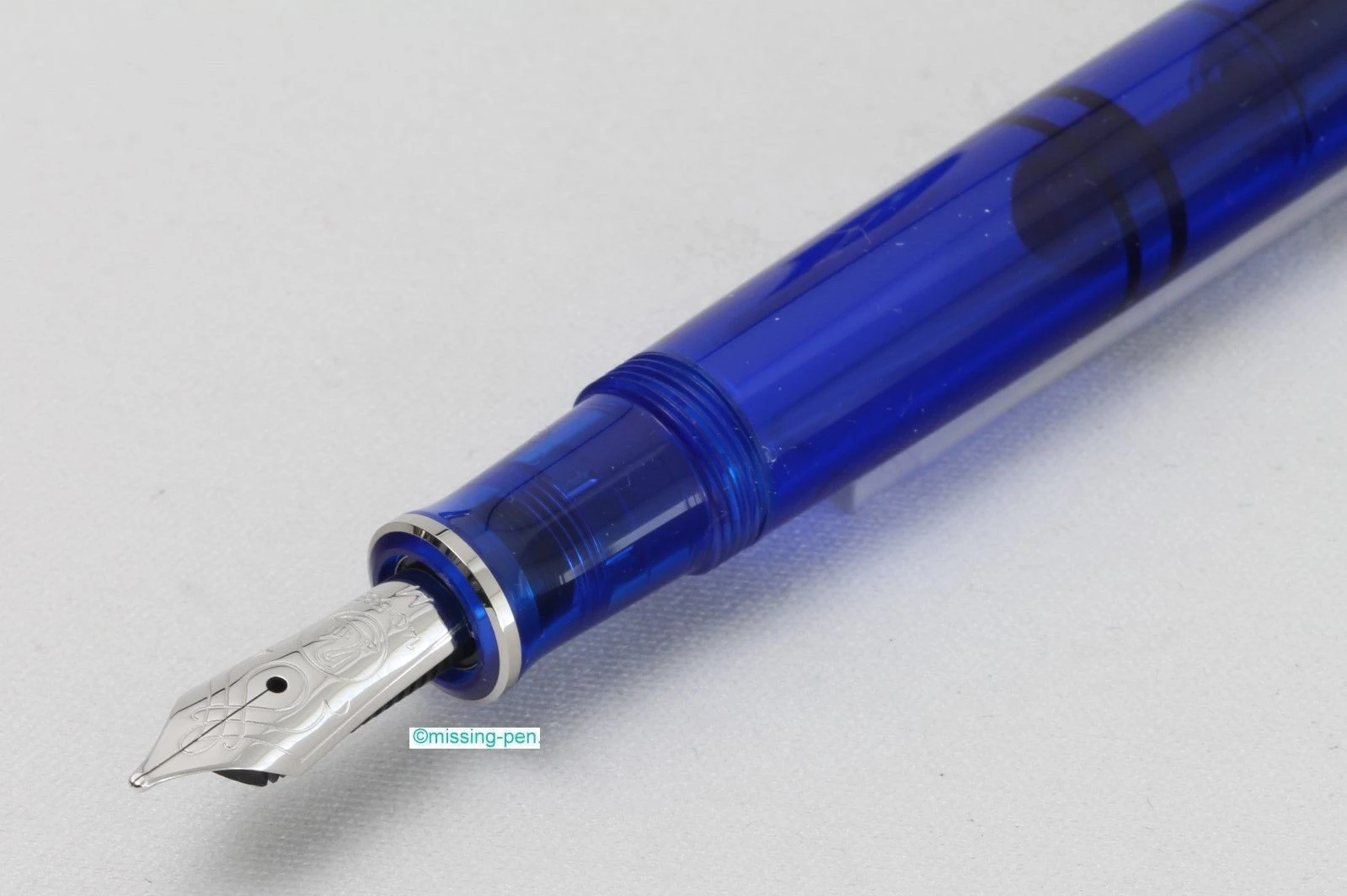 Pelikan M605 Marine blue transparent
