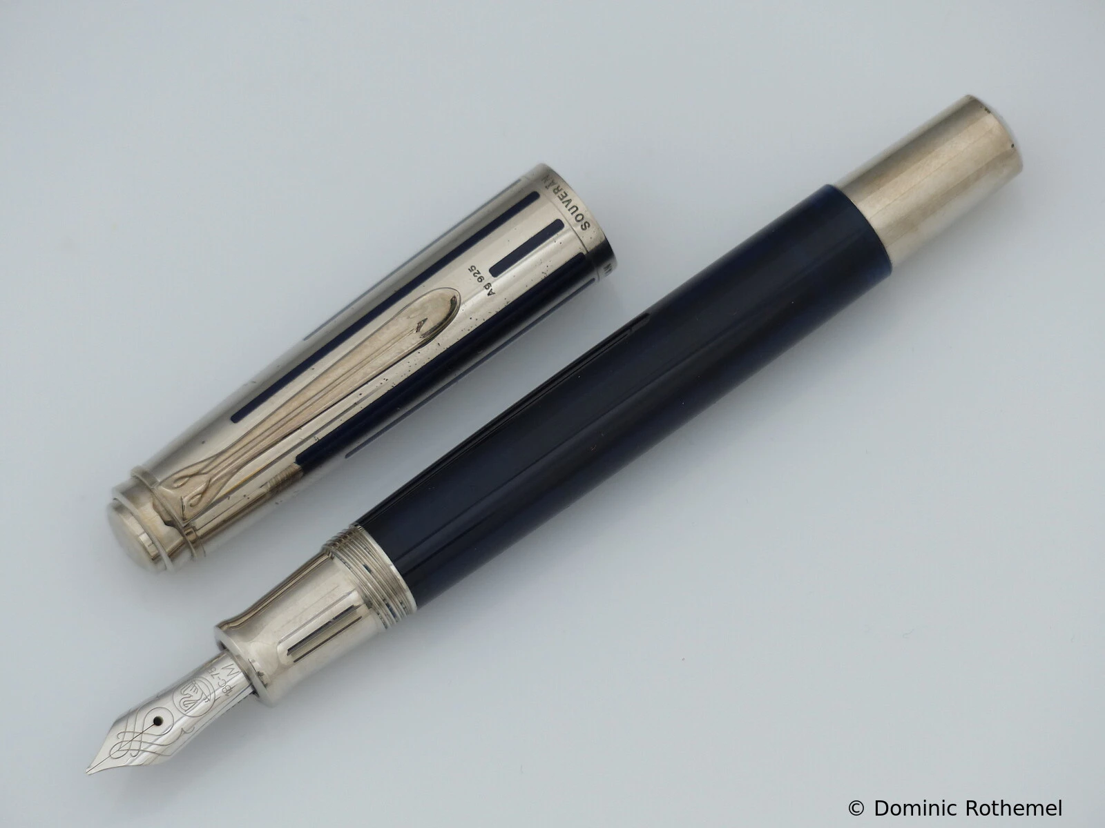 Pelikan M625 Blau transparent
