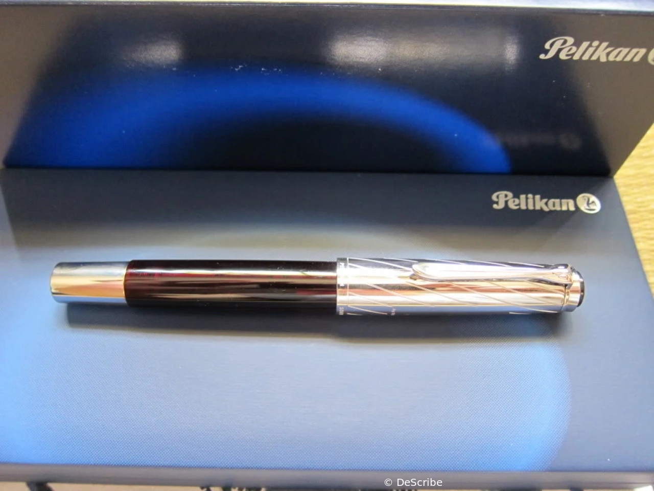 Pelikan M625 Red transparent
