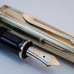 Pelikan M650 Green-striped/Vermeil
