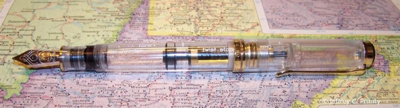 Pelikan M800 Demonstrator English etchings
