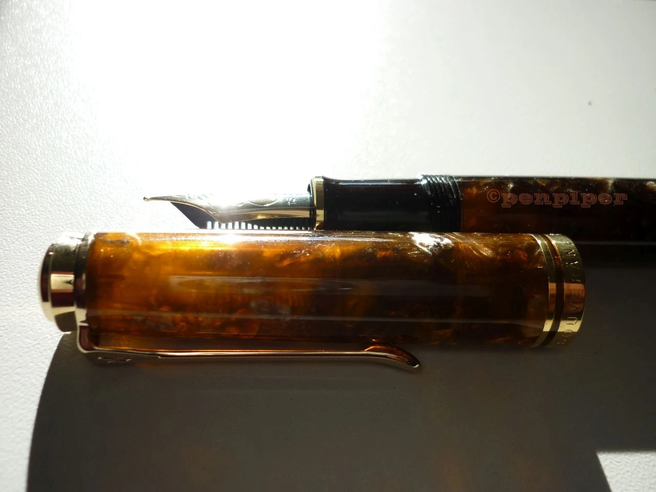 Pelikan M800 Renaissance Brown
