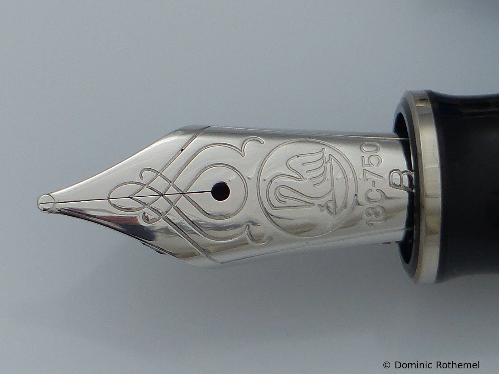 Pelikan M805 Vibrant Blue
