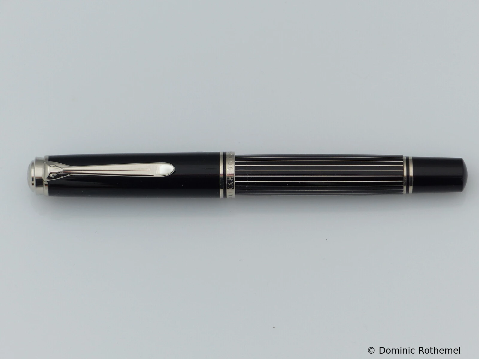 Pelikan M815 Schwarz-Gestreift
