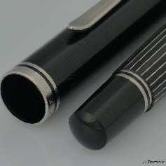 Pelikan M815 Metall-Gestreift
