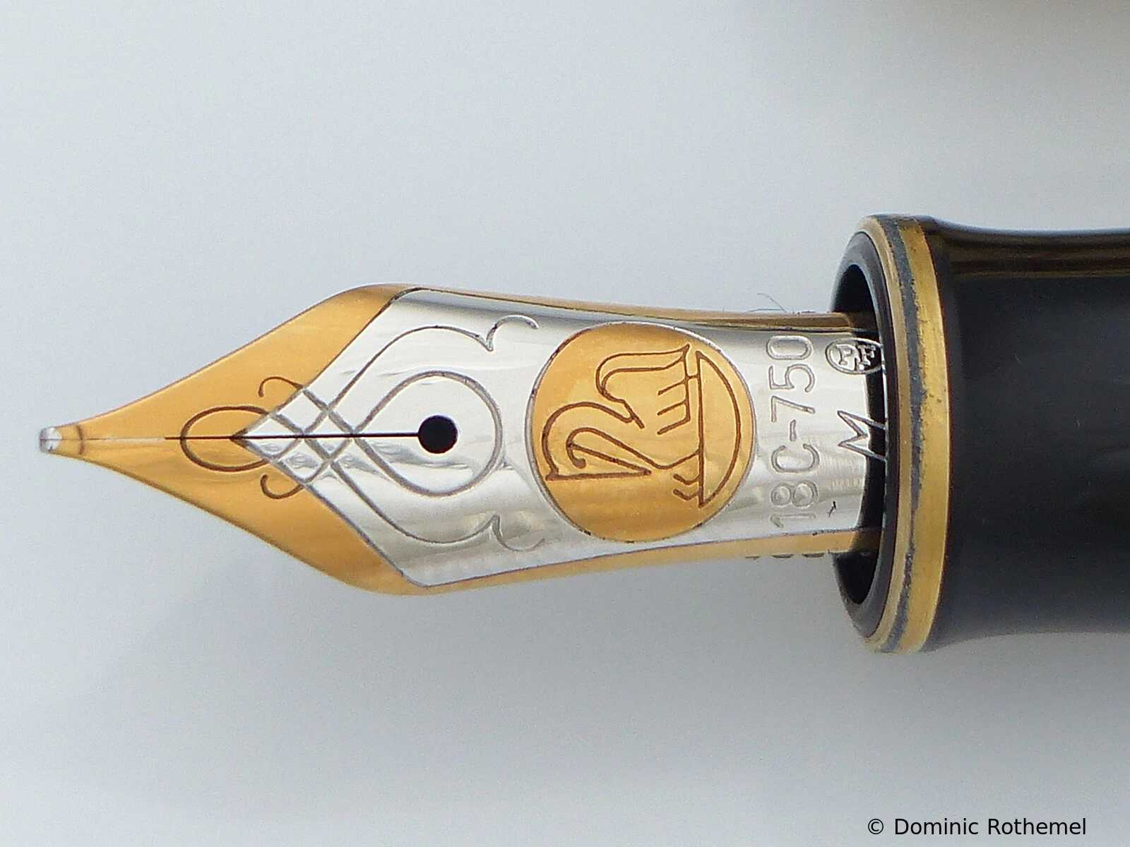 Pelikan M850 Schwarz/Vermeil
