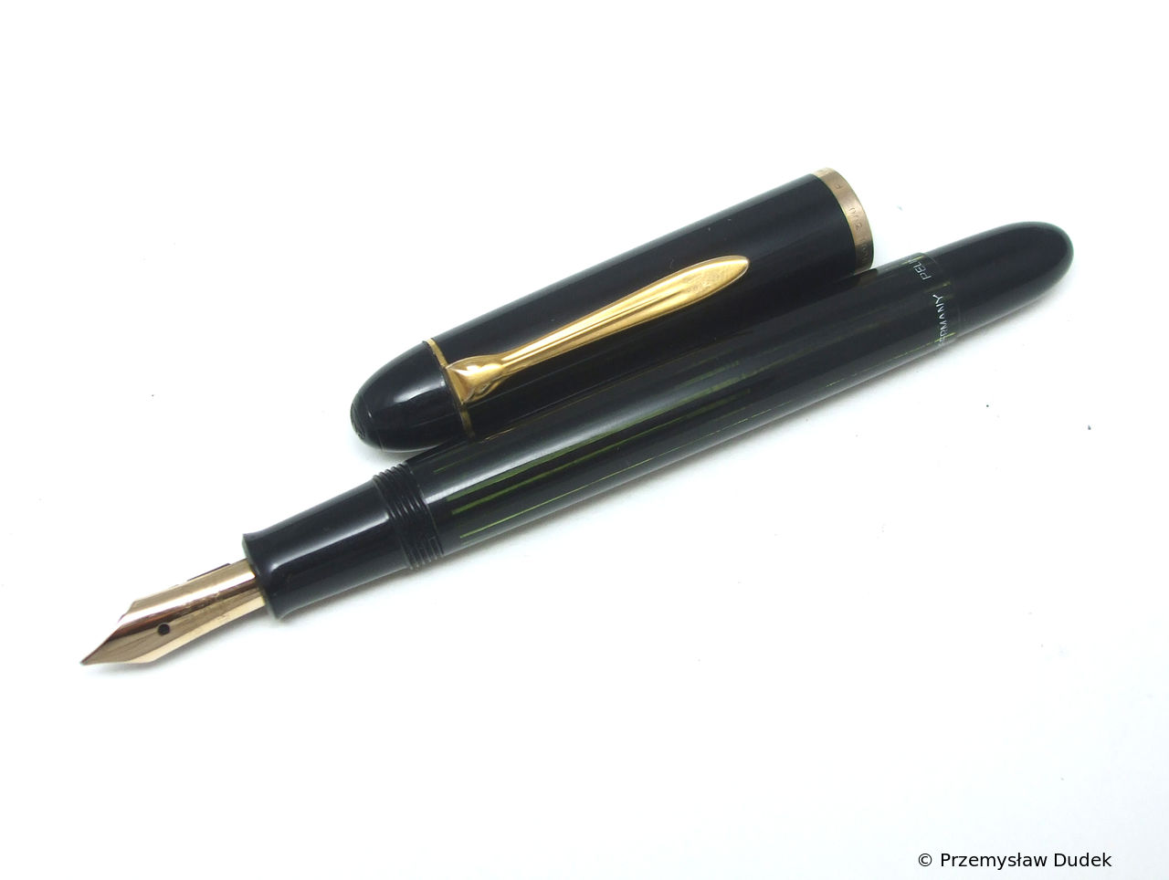 Www pens ru. Pelikan m1000 Black. Pelikan m800. Механический карандаш фирмы Pelikan. Pelikan m 120.