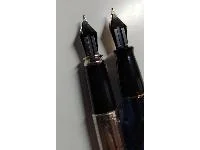 Delta pen (left), unknown Pelikan model (right) © Flavio Dionisi
